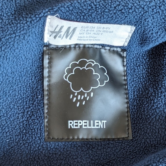 H&M Rain Jacket Boys Size 8-9 Red - Picture 13 of 15